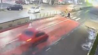 Mamă şi copilul ei de 9 ani, loviţi de maşină pe o trecere de pietoni, în Bragadiru. Momentul, filmat