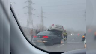 Carambol pe şoseaua dig Galați-Brăila. Patru mașini avariate din cauza nepăstrării distanței