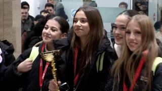 Aur, argint şi bronz pentru România la Campionatul Mondial de Dans din Ungaria. Cine sunt tinerele campioane