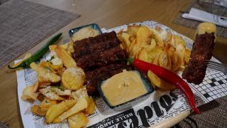 Micii, cea mai comandată masă pe platformele de livrări, peste shaorma şi burger. Cât costă o porţie