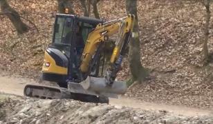 Drumul Vechi spre Poiana Brașov, reparat cu pietrişul adus de viituri, cu costuri mai mici pentru autorități