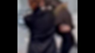 Telenovelă în Timişoara. O soţie înşelată, filmată în timp ce o bate şi o păruieşte pe rivala sa în dragoste