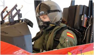 Prințesa Leonor, moștenitoarea coroanei Spaniei, a pilotat pentru prima dată singură, fără instructor