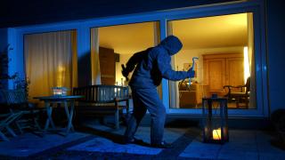 Ce trebuie să facem pentru a nu fi colindaţi de hoţi de Crăciun. Câteva reguli simple pentru a nu deveni ţinte