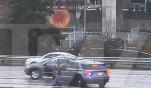 Incident şocant în Statele Unite. Un bărbat a furat o maşină de poliţie în plină zi