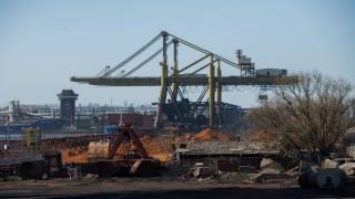 Porturile de la Marea Neagră, închise din cauza rafalelor de vânt de până la 70 km/h și a vremii severe