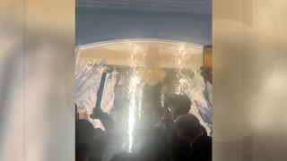 Nuntă transformată în coşmar în Italia. Artificiile de la tortul mirilor au aprins draperiile şi tavanul sălii
