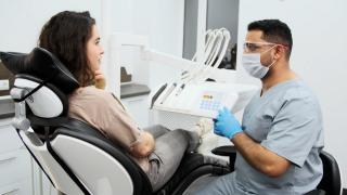 Tratamentele stomatologice, aproape de a deveni gratuite. Ce program pregătește Ministerul Sănătății