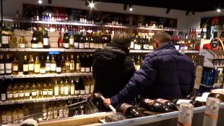 Cum alegem corect băutura în noaptea de Revelion. Care sunt preferinţele şi preţurile