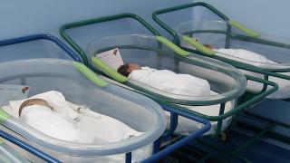 Bebeluşii anului 2026 s-au lăsat aşteptaţi. 