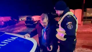 Primar reţinut de poliţişti după ce s-a urcat băut la volan. Edilul venea de la o petrecere ţinută la primărie