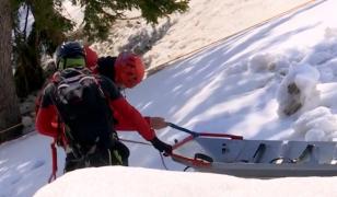 Greșelile pe care le fac turiștii când pleacă pe munte iarna. În cât timp se instalează hipotermia