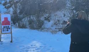 Tirul sportiv câștigă tot mai mult teren. Experiență unică la poligonul din Câmpulung Moldovenesc