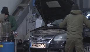 Gerul a umplut service-urile auto. Care sunt problemele cu care se confruntă şoferii din cauza frigului