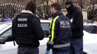 Cu cadavrul pe canapea. Un gălățean și-a ținut soția moartă în casă, pentru că nu avea bani de înmormântare