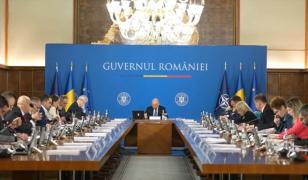 Românii cu 4.000 de euro pensie specială la 48 de ani, luaţi la rând cu modificările, după magistraţi