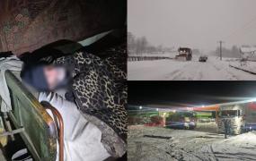 Bătrân de 80 de ani, izolat într-un cătun din Hunedoara. Salvatorii au ajuns cu greu la el din cauza vremii