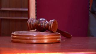 Procuror condamnat pentru viol. Iniţial, dosarul a fost clasat pentru că victima a depus plângerea prea târziu