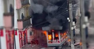 Patiserie din Gherla, distrusă complet după o explozie urmată de incendiu