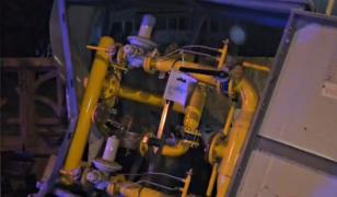 Pericol de explozie după ce o șoferiță a lovit o țeavă de gaze pe șoseaua București - Măgurele