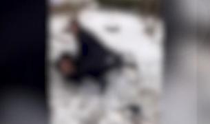 Adolescent snopit în bătaie de mai mulţi băieţi, lângă un liceu din Argeş