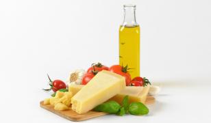 Uleiul consumat de tot mai mulţi români: "De când am început să gătesc, folosesc doar acest ulei"