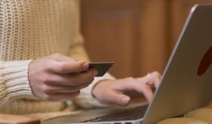 Reduceri false și site-uri capcană. Cum să evităm să picăm în plasa escrocilor online