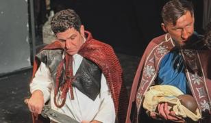 "Sultanul Veiozelor" era un actor apreciat în trupa închisorii. A jucat inclusiv pe scena Teatrului Nottara