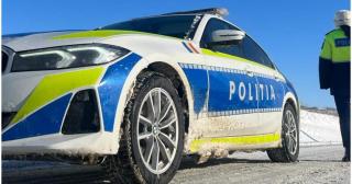 Bărbat din Gorj, bătut şi umilit de trei tineri. Doi dintre agresori au fost lăsaţi în libertate