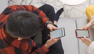 Autorităţile vor reguli mai dure pentru copii pe social media. Majoratul digital, blocat în Camera Deputaţilor