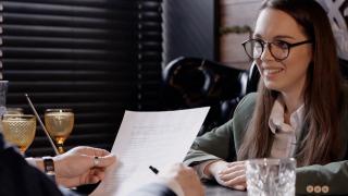 Meseriile la care românii au aplicat cel mai mult. Salariul mediu e 4.000 de lei net