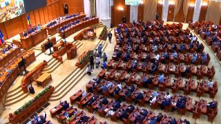 Politicienii au uitat să modifice legea declaraţiilor de avere, după ce CCR a decis secretizarea lor