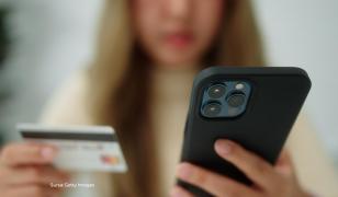 Creștere alarmantă a fraudelor online. Poliția explică pas cu pas cum ne putem proteja de înșelătorii