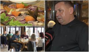 Delicii de sezon pe litoral: pește şi midii afumate, după reţeta tradiţională. Cât costă o porție în cherhana