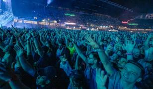 O legendă a muzicii internaţionale vine în Romania. Artistul va urca pe scena UNTOLD