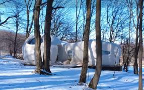 Destinaţia de poveste aleasă de îndrăgostiţi pentru a sărbători Valentine's Day.  O noapte costă 1.300 de lei