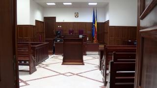 EXCLUSIV. Grefieră agresată de un judecător, fost membru CSM. Femeia l-a înregistrat