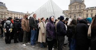 Fraudă de 10 milioane de euro la Luvru: bilete refolosite ani la rând pentru grupuri de turiști chinezi