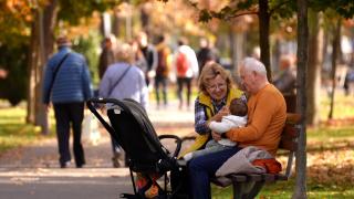 Când începi să îmbătrânești: cele două praguri biologice și cum să le depășești