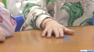 Băieţel de 3 ani, "educat" cu lovituri la o creşă din Brăila, acuză părinţii. Val de anchete după reclamaţii