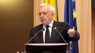 Isărescu, anunţ despre o recesiune 
