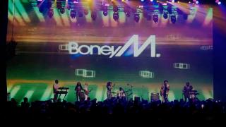 Cum au fost păcăliţi zeci de fani să cumpere bilete la un concert fantomă cu Boney M la Cluj