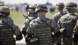 Cabană construită ilegal în incinta unei unităţi militare, dată spre închiriere. Nereguli descoperite la MApN