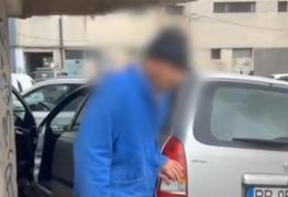 Un şofer de 85 de ani a provocat un accident în Brăila. Bătrânul nu auzea nici măcar ce-i spune poliţistul