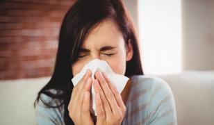 Vremea care ne aduce răceala. Sfaturi pentru perioadele cu zile calde şi nopţi reci