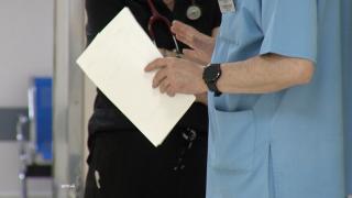 Despăgubiri de 400.000 de euro după moartea unei fetiţe de 4 ani, la spital. Medicul nu a respectat protocolul