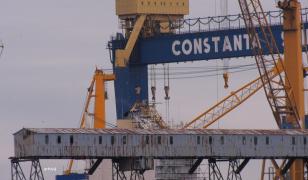 Şefii de vamă şpăgari negociau mita ca îndrăgostiţii: "Vreau să te iubesc mai mult"