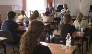 Simulările pentru examenele naţionale, sub semnul întrebării. Profesorii amenință cu boicotul