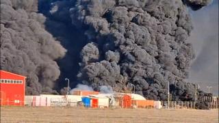 Incendiu uriaş din Arad i-a panicat pe localnici. 