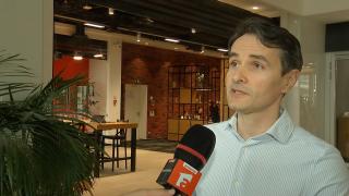 Un hacker s-a dat director de bancă pentru a păcăli clienţii: "Vi s-a aprobat creditul"